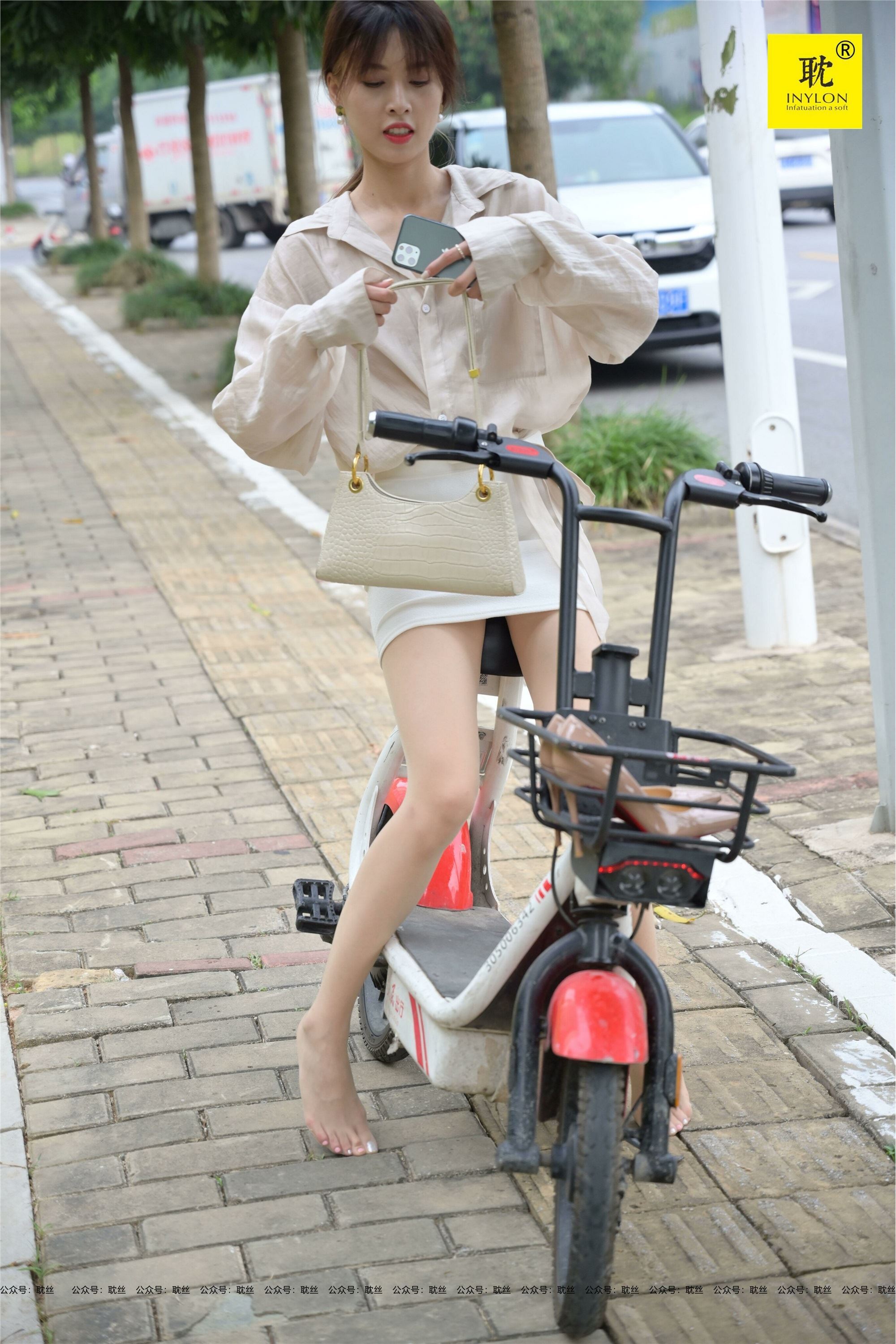 IESS异思趣向  第N种幻想之《一个人下班》⑤ 丘主管